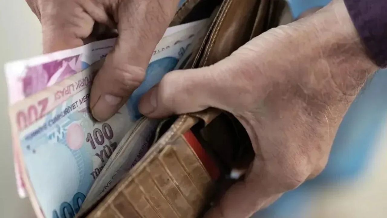 2025 Emekli Bayram İkramiyesi Ne Kadar Olacak