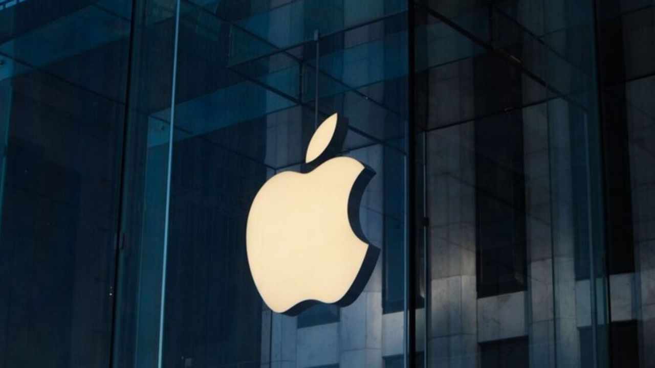 Apple, ABD'ye 500 Milyar Dolar Yatırım Yapacak mı Trump'tan Teşekkür Mesajı