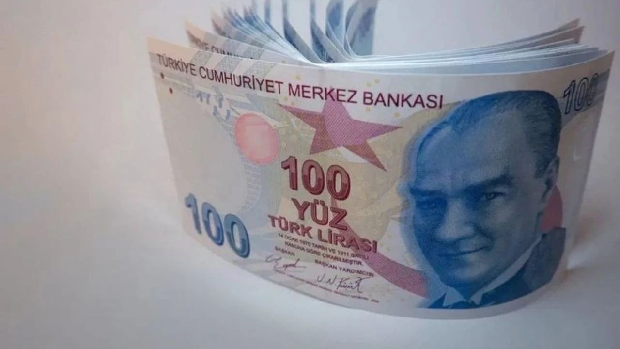 Emekli Bayram İkramiyesi Ne Kadar Olacak 2025 İçin Yeni Beklentiler!