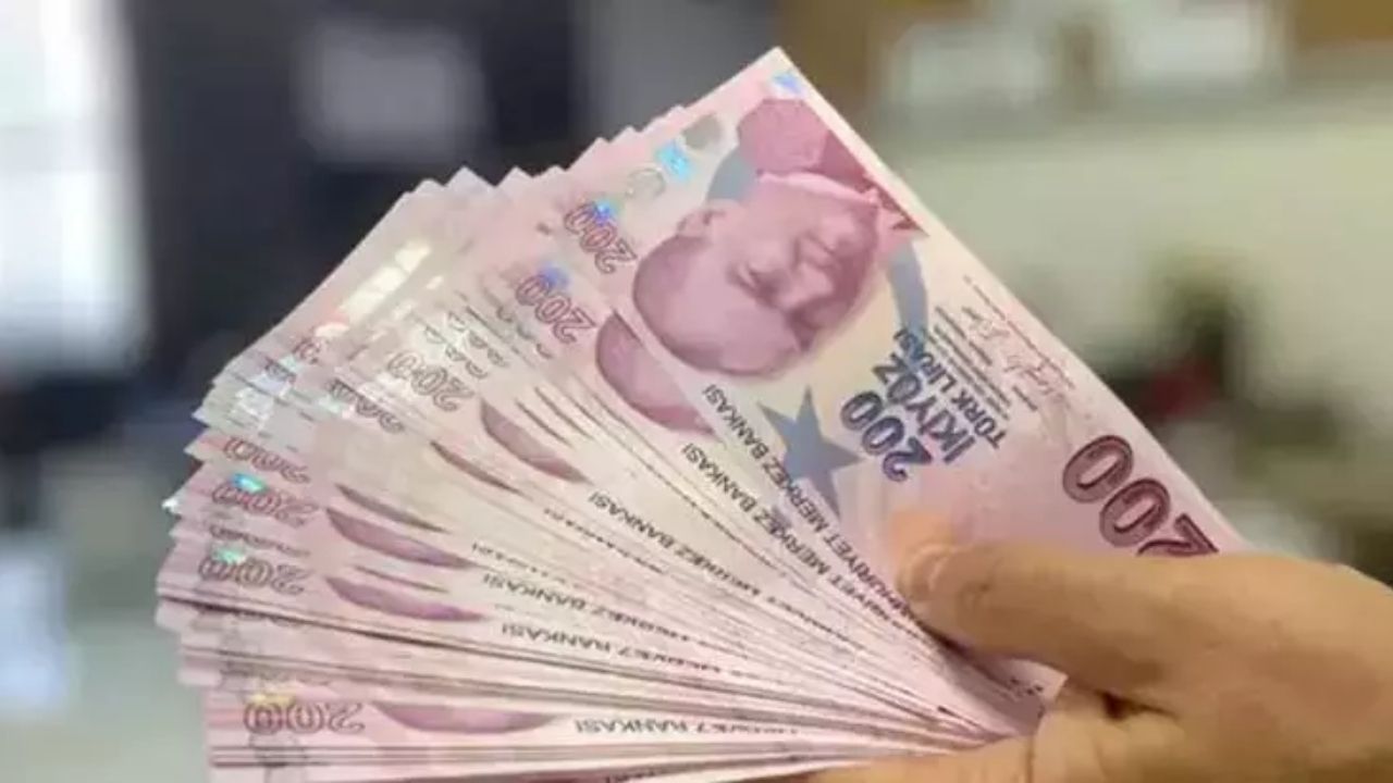 Memurların Maaşları Hangi Süreçlerle Belirleniyor