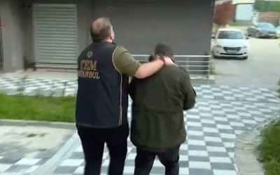 CHP’li Belediye Başkanı DHKP-C’ye Para Aktarırken Yakalandı