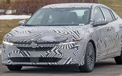 Nissan, Ekonomik Krizde Yeni Sedan Modeliyle Çıkış Arıyor