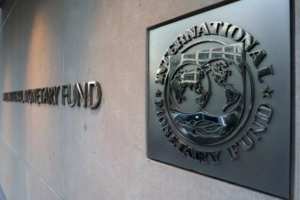 imf-e-meydan-okuyor-el-salvador-kisitlamaya-18427549_1356_amp.jpg