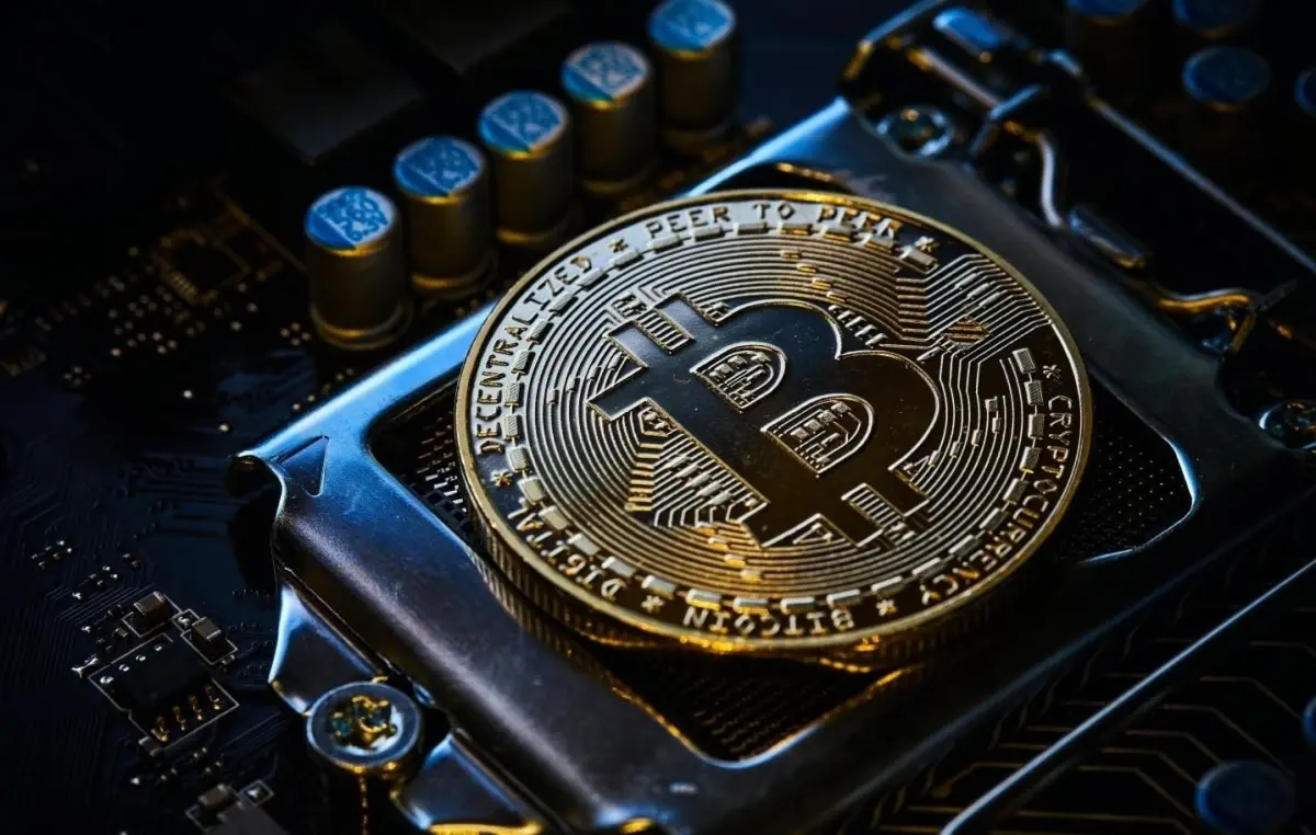 milyonda-bir-ihtimal-bin-liralik-cihazla-bitcoin-18444378_734_amp.jpg