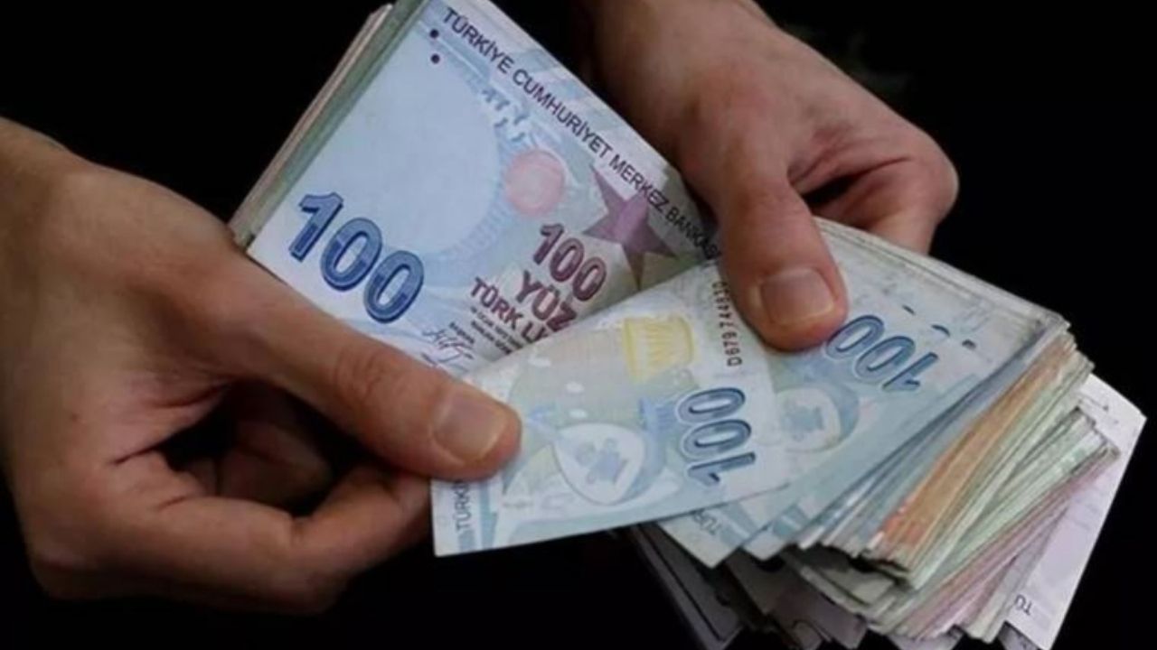 550.000 TL’nin 1 Aylık Getirisi Belli Oldu Yüksek Mevduat Faiz Oranları Yatırımcıları Ceziyor