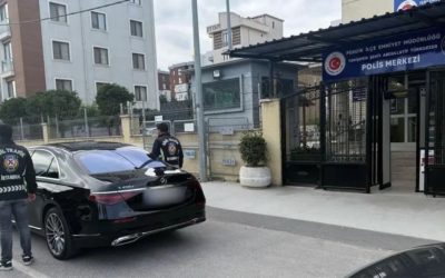 Çakarlı araç kullanımı kadın sürücüye maliyetli oldu