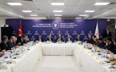 Kaçak Elektriğe Karşı Yeni Adımlar: Bakan Bayraktar, Şanlıurfa ve Mardin Temsilcileriyle Kritik Toplantı Yaptı