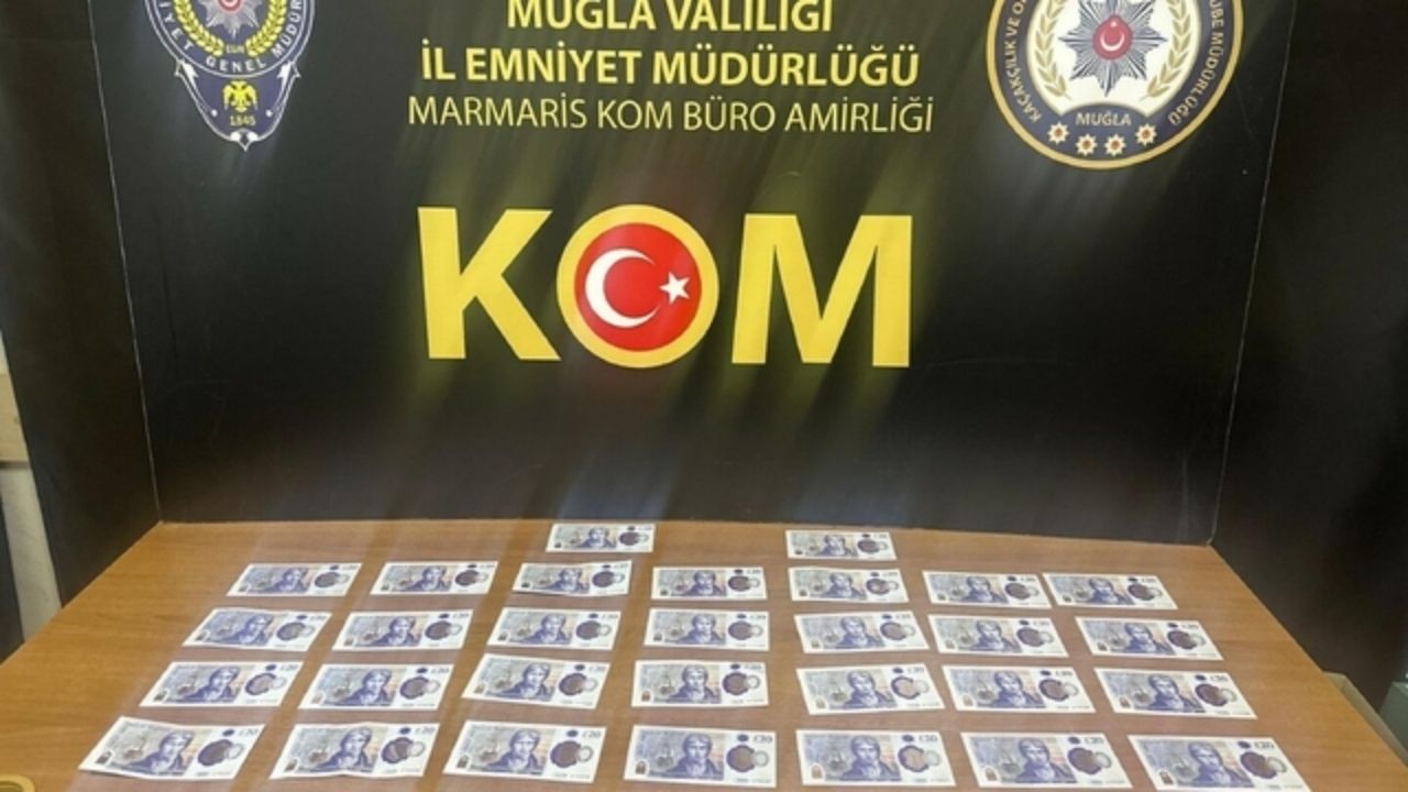 Sahte Dövizle Tatil Yapan İngiliz Turist Marmaris'ten Sınır Dışı Edildi