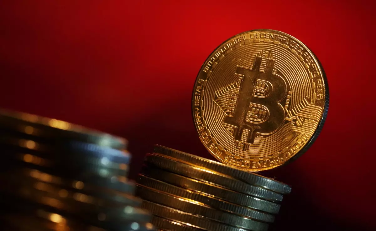 trump-in-kararlari-bitcoin-etf-lerini-vurdu-18494364_1657_amp.jpg