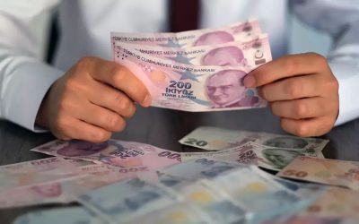 Asgari ücrete ara zam gelecek mi? Uzman tahmini açıklandı.