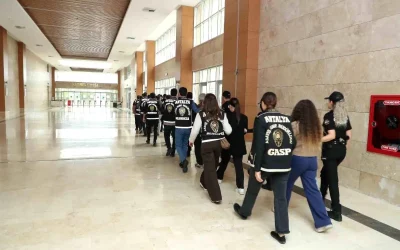 42 Milyonluk Fuhuş Operasyonunda Paralara El Konuldu