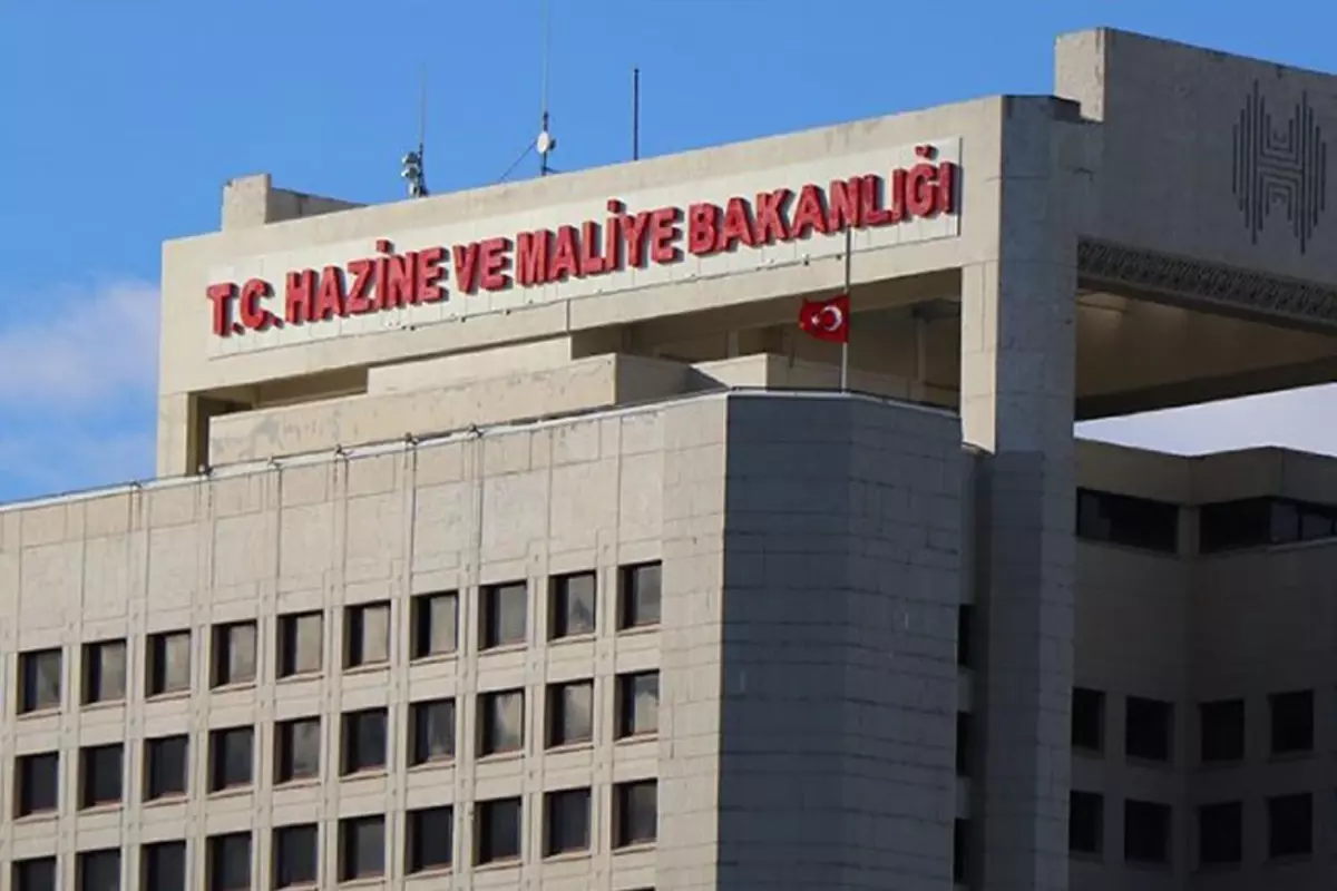 hazine-ve-maliye-bakanligi-nda-ust-duzey-atamalar-18682778_8879_amp.jpg