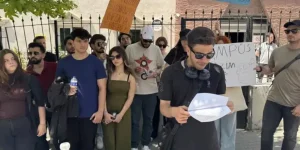 Öğrenciler yüzde 74 zam kararına karşı sokağa çıktı