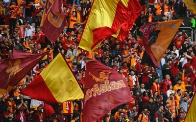Galatasaray, 10 milyon dolarlık dev geliri yeni forma sponsoruyla elde etti!