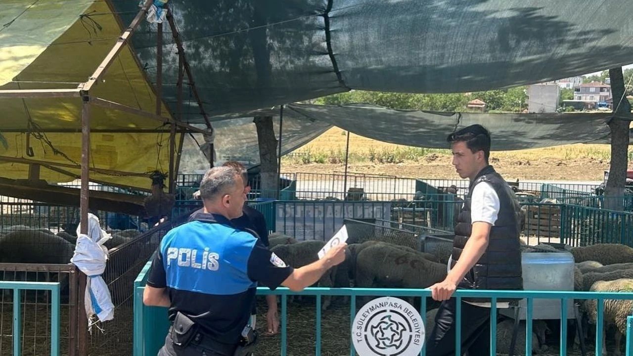 Tekirdağ'da Polis Ekiplerinden Kurban Pazarında Sahte Para Uyarısı
