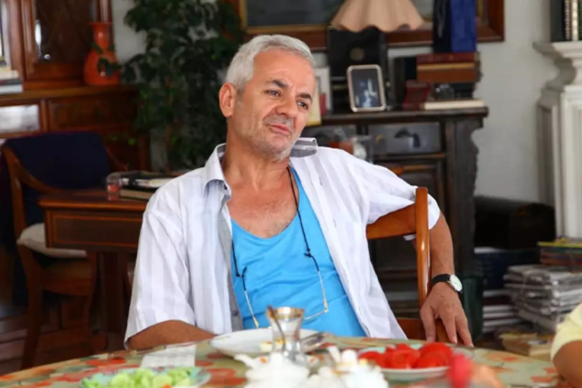 zafer-algoz-den-tatil-bolgelerindeki-fiyat-18744602_5867_amp.jpg
