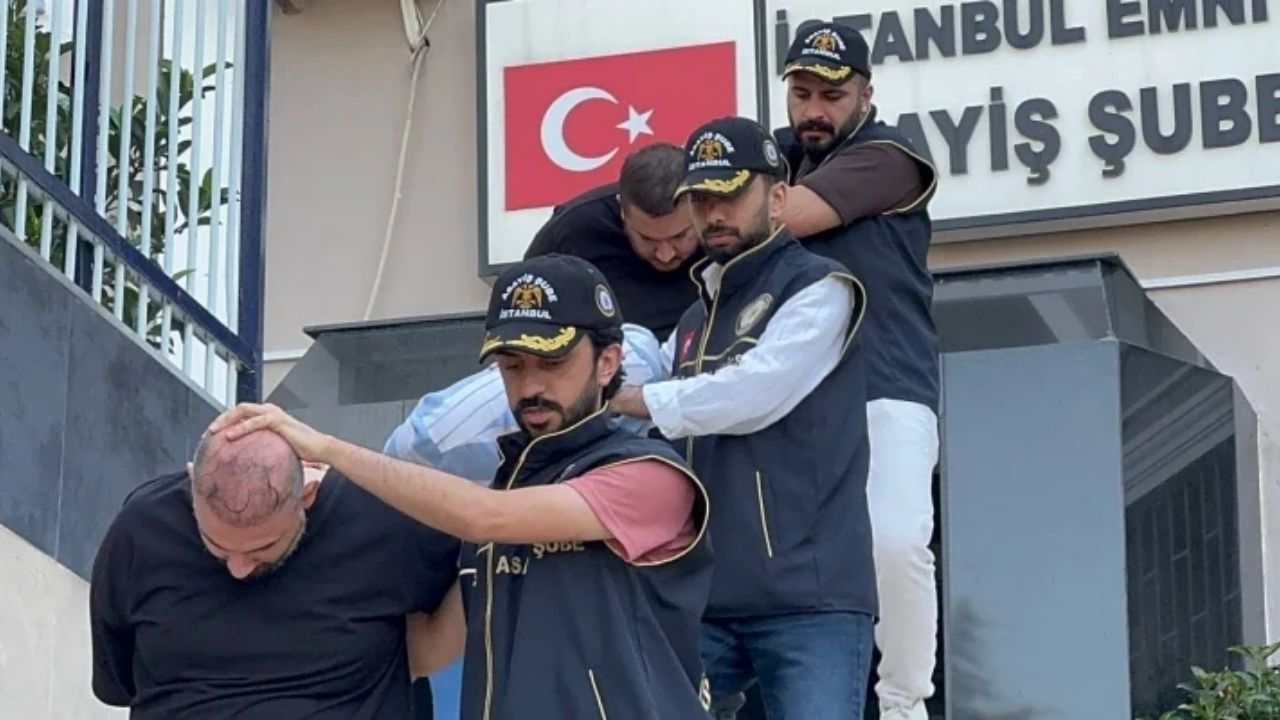 Kapalıçarşı'da Sahte Altın Operasyonu Üç Kişi Gözaltına Alındı