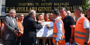 TÜRK-İŞ Grev Kararını Astı: Kamu İşçileri Hakkını Arıyor