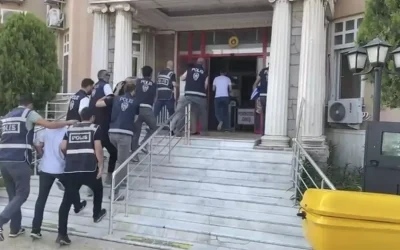 4 Dolandırıcı MİT Görevlisi Rolüyle Tutuklandı