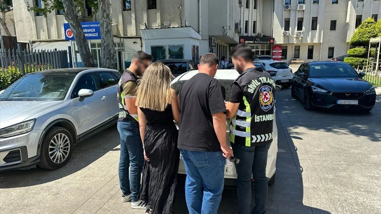 Düğün Konvoyu Yapan Sürücüye Cezai İşlem Uygulanacak