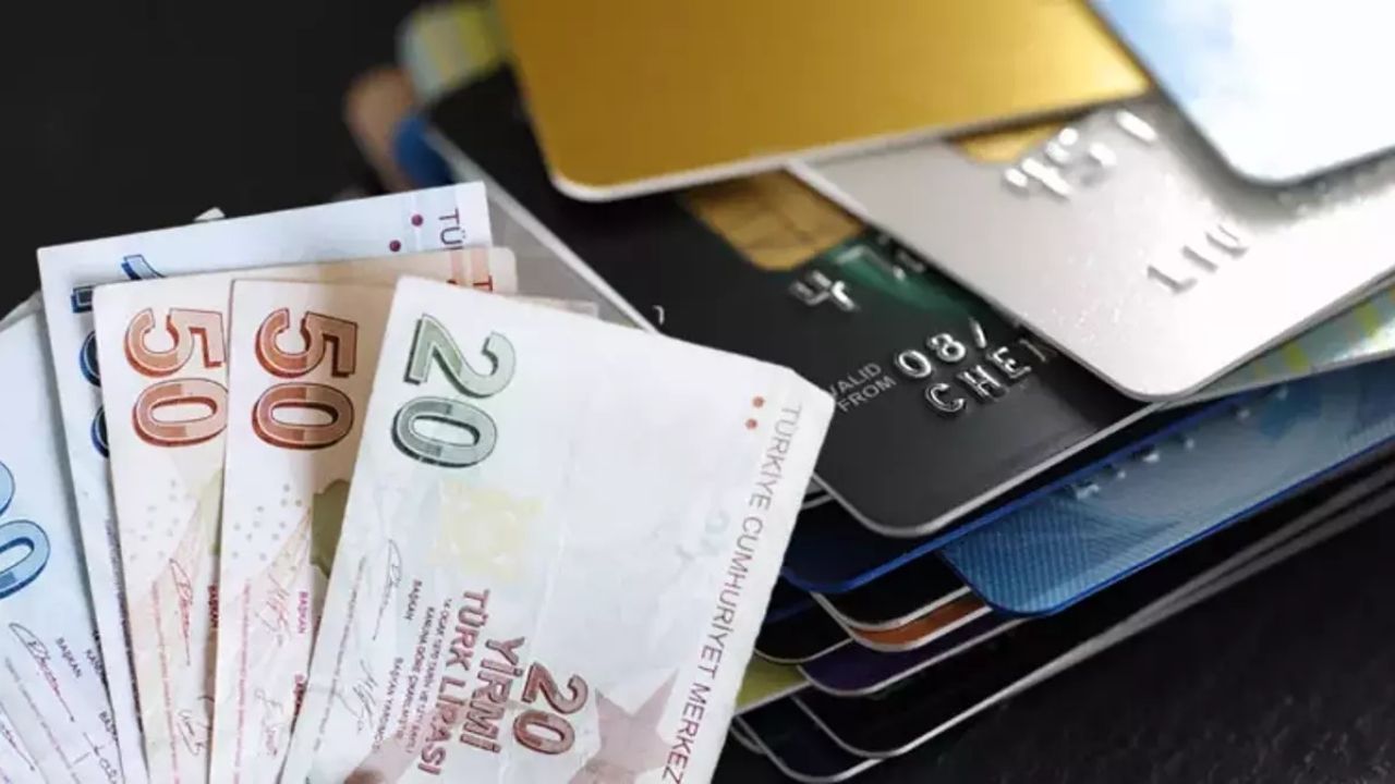 Kredi Kartı Faizini Hesaplayın, Fazla Ödemeye Son Verin!