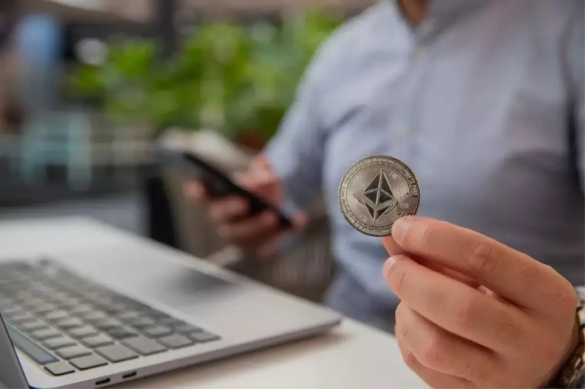 vitalik-buterin-eth-hazine-sirketlerini-18927510_7842_amp.jpg
