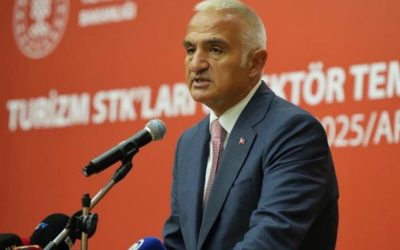 Bakan Ersoy: Turizmde Rekorlar Kırmaya Başladık