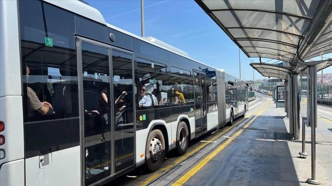 İstanbul’da Ulaşım Ücretlerine Yüzde 30 Zam Toplu Taşıma, Taksi ve Servis Fiyatları Artıyor