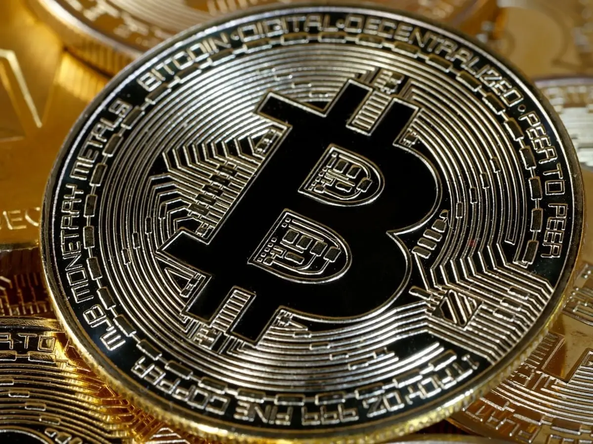 metaplanet-ve-el-salvador-bitcoin-alimlarini-19025873_415_amp.jpg