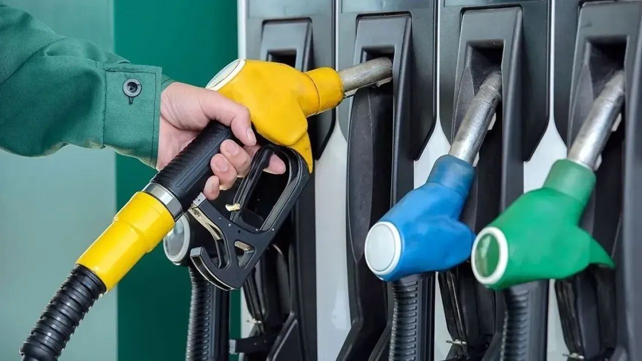 12 Ekim 2025 Akaryakıt Fiyatları Benzin, Motorin ve LPG'de Son Durum