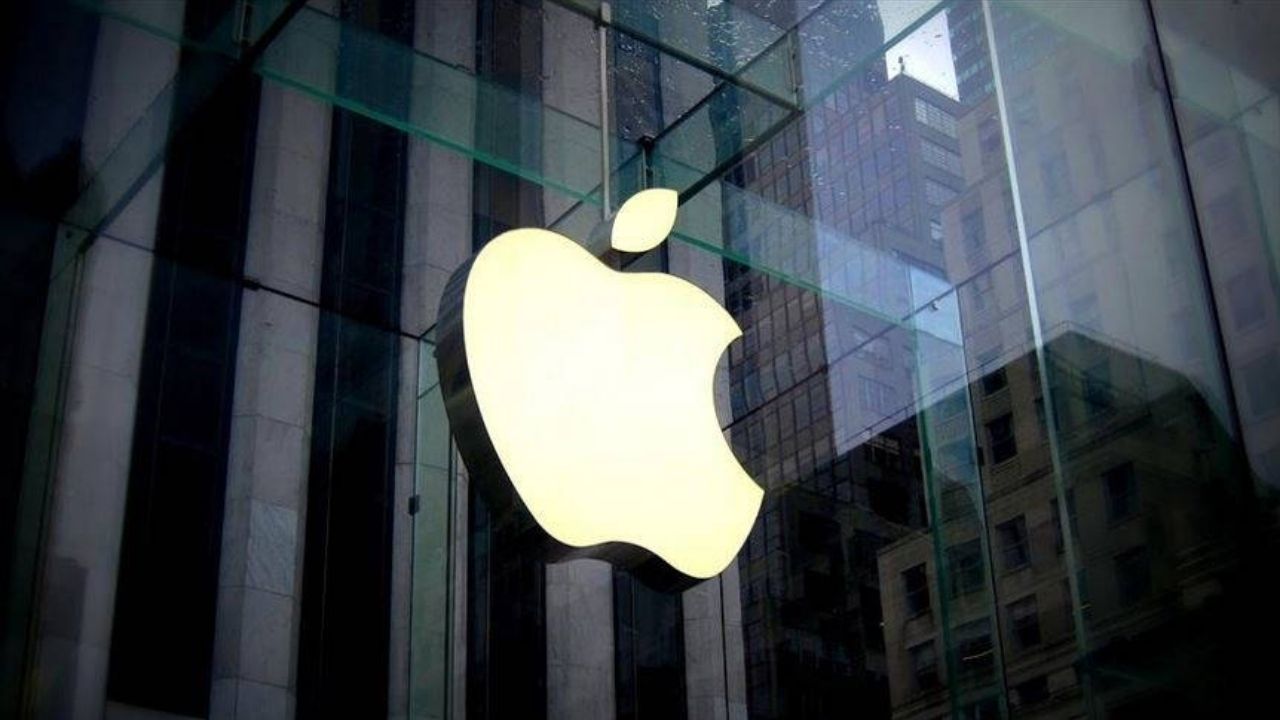 Apple'nin Piyasa Değeri 4 Trilyon Doları Geçti