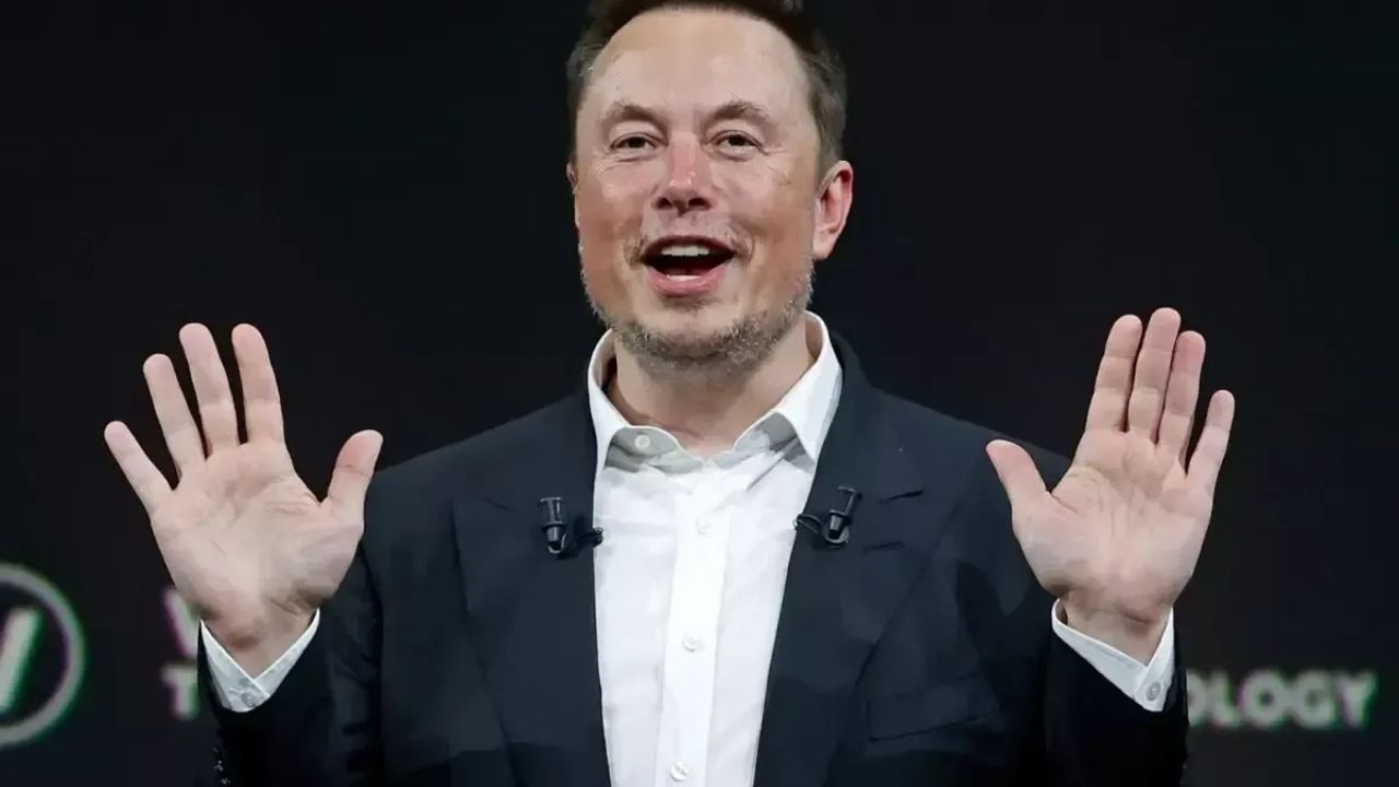 Elon Musk 500 Milyar Dolarlık Serveti ile Tarihe Geçti