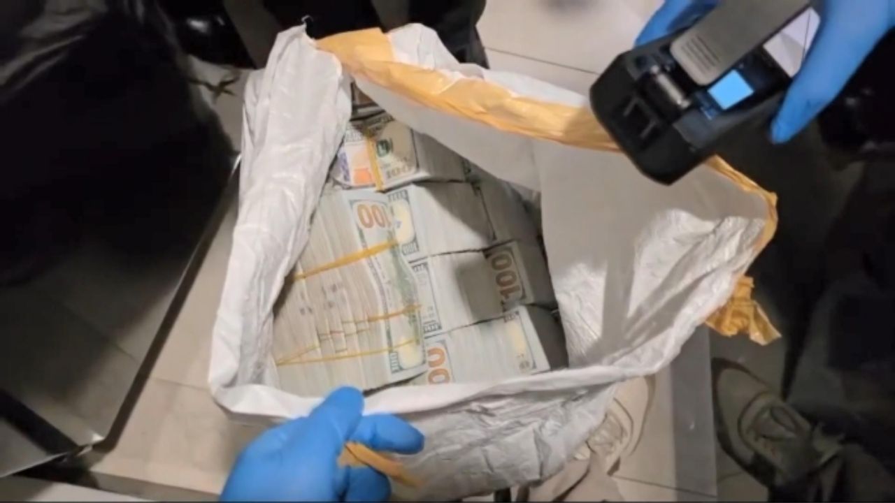 İstanbul'da Yasa Dışı Para İşlemleri 33 Kişi Tutuklandı