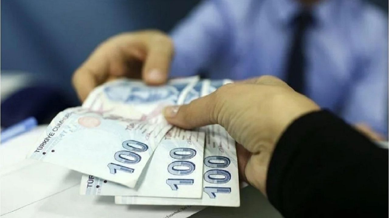 Memur ve Emeklileri Bekleyen Zam Kapıda Maaş ve Ek Ödemelerde Ne Değişecek