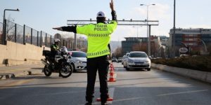 Muhalefetten tepki: Karayolları Trafik Kanunu’na para trafiği diyerek karşı çıktılar.