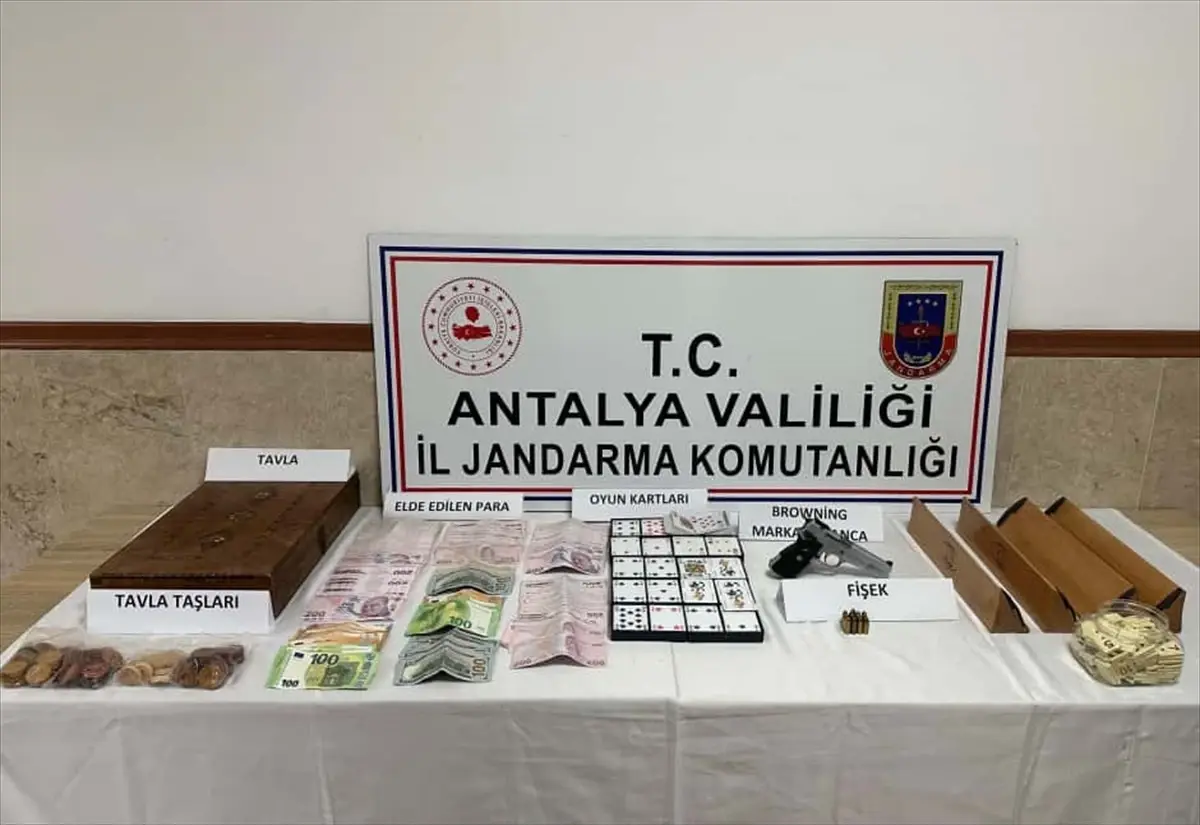 antalya-da-kumar-operasyonunda-2-kisi-tutukla-19113224_amp.jpg