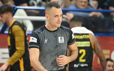 Ünlü hakem evinde 250 bin euro ve altın bulundu, tutuklandı!