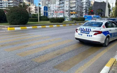 Aydın’da Kaza: Para Transfer Aracı Genç Kıza Çarptı