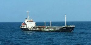 İran, Basra Körfezi’nde 102 Bin 700 Litre Kaçak Akaryakıt Yakaladı