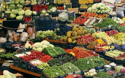 Pazarcıların tavrı marketleri tercih ettiriyor, paranın akışı değişiyor.