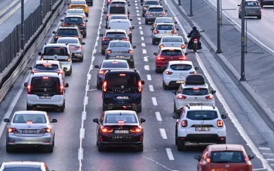 Gece yarısı motorine 2.44 TL indirim yapıldı.