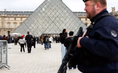 Louvre soygununda Rusya etkisi mi var? Yakalanan hırsızlar itiraf etti!