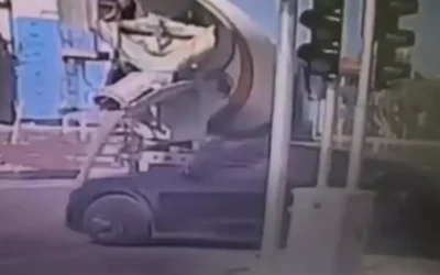 Mikseriyle Yolda Beton Döken Sürücüye Cezai İşlem