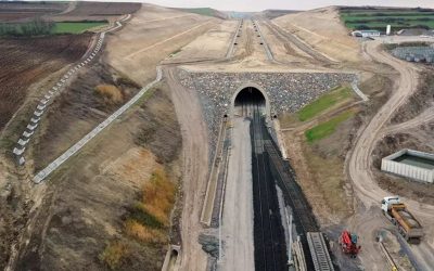 CHP’den Ayrılan Hasan Ufuk Çakır’dan Özgür Özel’e Sert Sözler