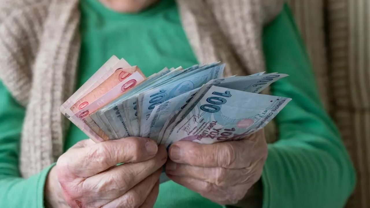 Asgari Ücret Uzmanı Emekli Zammı İçin Tarih Verdi