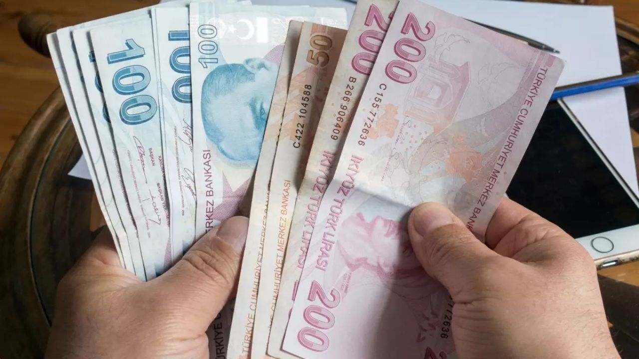 Asgari Ücrette 5+5+1 Formülü Gündemde Yeni Dönemin Startı Veriliyor