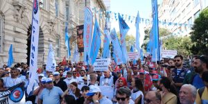 İstanbul Şubeler Platformu: Adalet İstiyoruz, Yöneticilere Zam Yapılmasına Karşı!