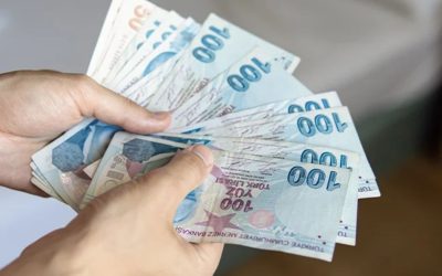 Kayseri’de Emekli Vatandan Tepki: “Maaş Yetmiyor, Neredeyse Mendil Satacağım”