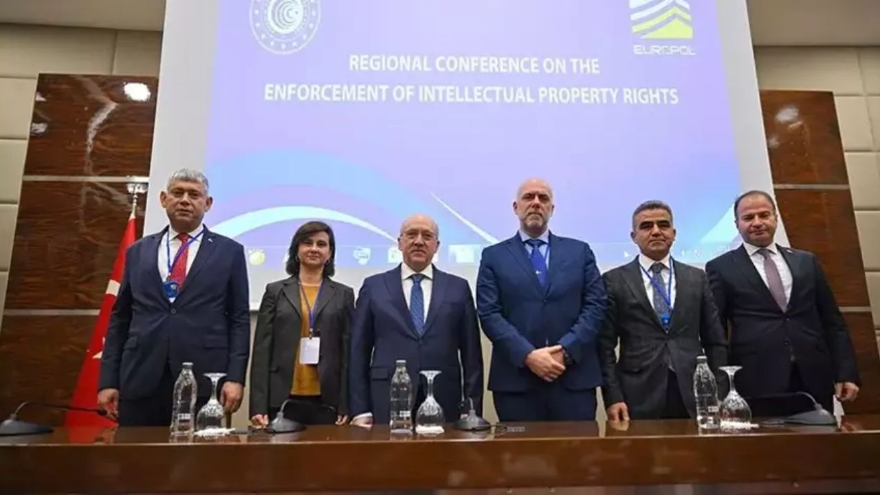 Ticaret Bakanlığı Europol ve Interpol ile Fikri Mülkiyet İçin Güç Birliği Yaptı