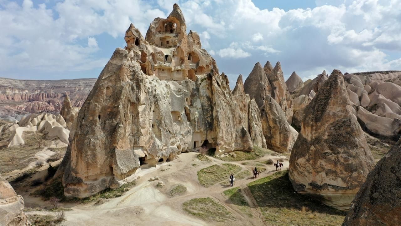 Türkiye’de Turizm Harcamaları 2024’te 3,8 Trilyon Lira Oldu